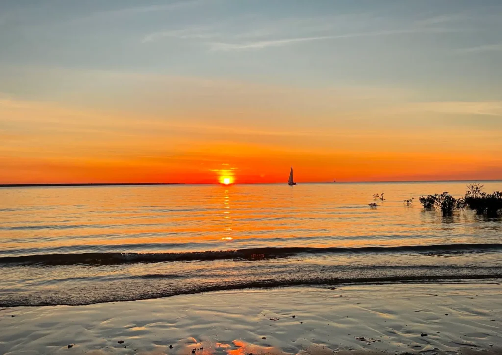 Mindil Beach Sunset